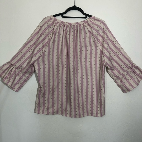 🌺Bit& Bridle Purple Patterned Henley 3/4 Length Bell Sleeve - Picture 5 of 6